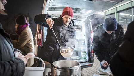 Landau: Rahmenbedingungen von Freiwilligenarbeit verbessern