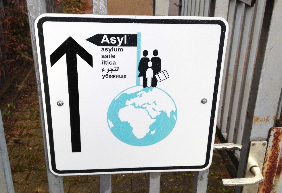 Schild 'Asyl'