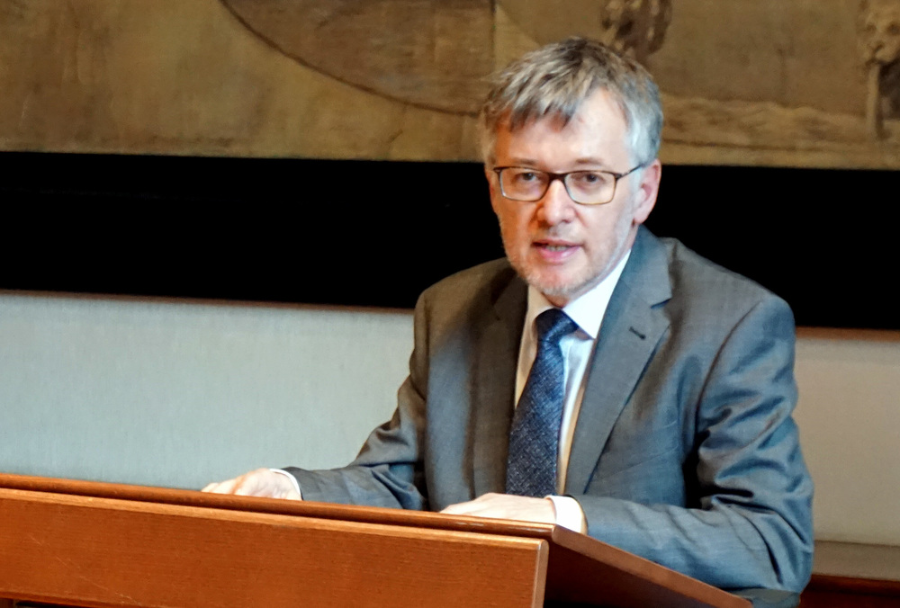 Philosoph fordert Distanzierung der Kirchen von neorechten Ideologien