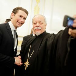 Am 4. Dezember 2018 empfingen Bundeskanzler Sebastian Kurz (l.) und Bundesminister Gernot Bl?mel Vertreter christlicher Religionen im Bundeskanzleramt.