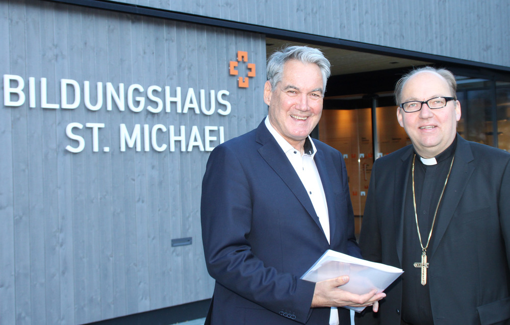 Bischof Glettler und Caritas-Direktor Schärmer verfassen gemeinsam offenen Brief / Caritas Tirol Bischof Glettler und Caritas-Direktor Schärmer verfassen gemeinsam offenen Brief