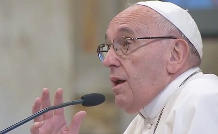 Papst bei Anti-Missbrauchsgipfel: 'Verbrechen des Missbrauchs ausmerzen'