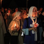 Mitternächtliche Lichterprozession in Budslau