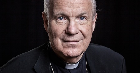 Studio Portraits der Mitarbeiter und Angestellten der Erzdiözese Wien