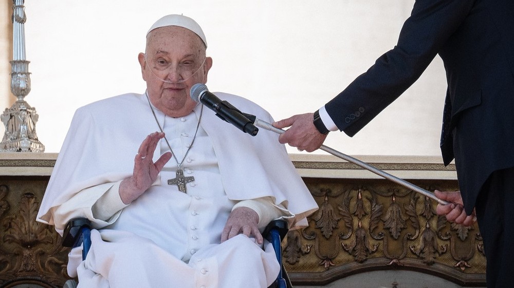 Freude über unerwarteten Papst-Auftritt auf dem Petersplatz
