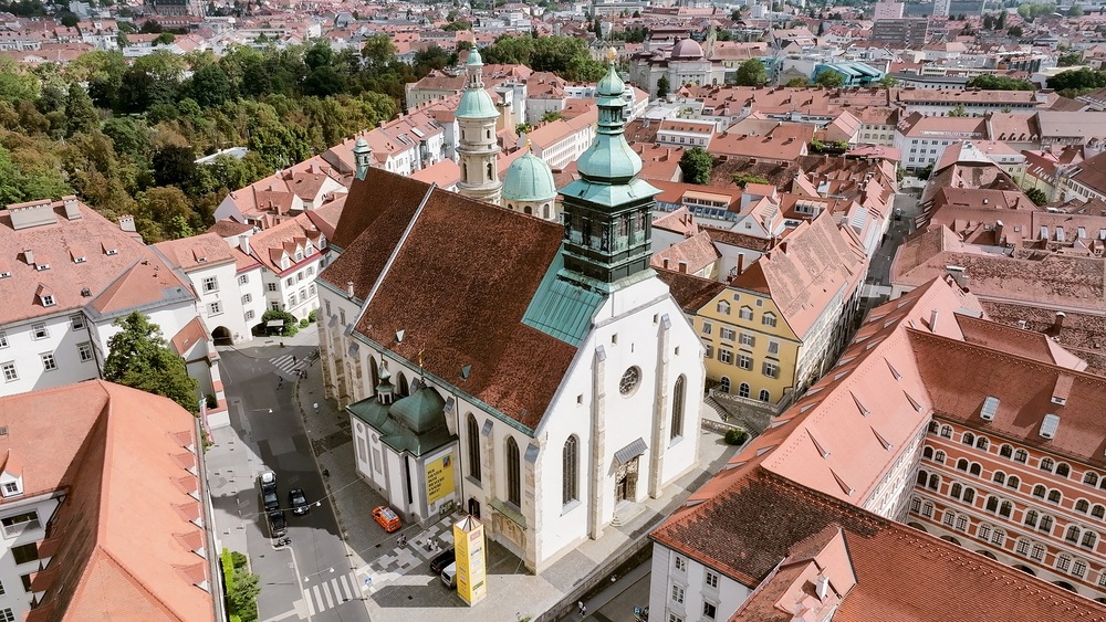 ?sterreich-Bild aus dem Landesstudio Steiermark / Günter Schilhan ?sterreich-Bild aus dem Landesstudio Steiermark - Der Grazer Dom in neuem Glanz - Nach einer f?nfj?hrigen umfassenden Renovierung erstrahlt der Grazer Dom in neuem Glanz. Um 6 Millionen Euro wurden der Au?en- und Innenbereich des Doms umfassend sanie