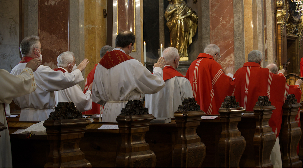Die Priesterjubilare zelebrierten mit Bischof Alois gemeinsam die Festmesse / Bender Martina