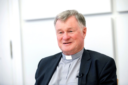 Scheuer-zu-Neujahr-Herausforderungen-mit-Mut-und-Hoffnung-begegnen