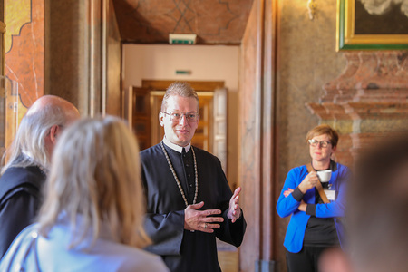 Melker-Abt-Dialog-statt-Autorit-t